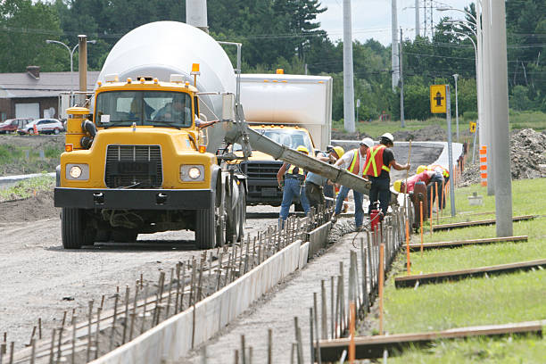 Best Concrete Driveway Installation  in Oak Ridge, TN